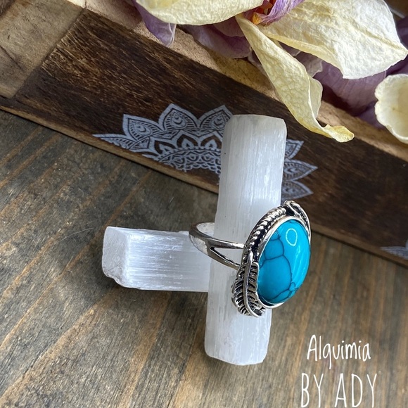 Alquimia Turquoise and Silver Ring - Picture 6 of 6